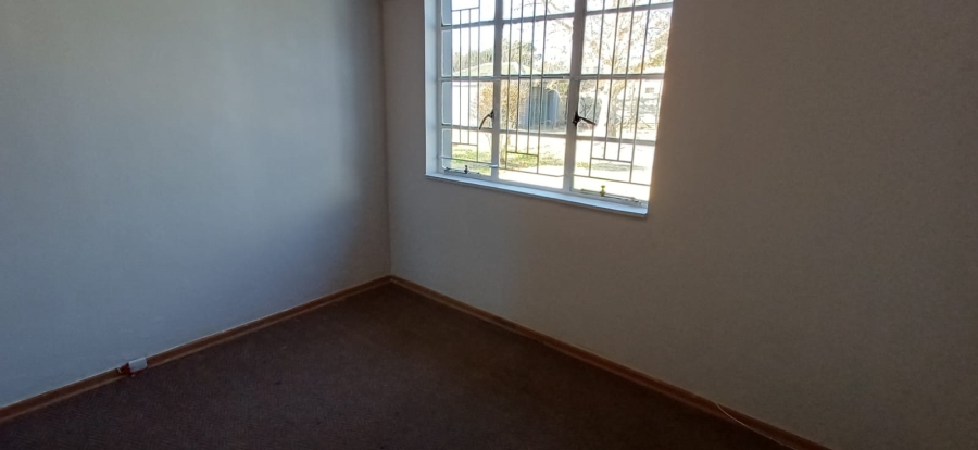 To Let 4 Bedroom Property for Rent in Hospitaalheuwel Free State